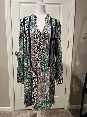 Mixed Print Long-Sleeve Dress in Green and Navy